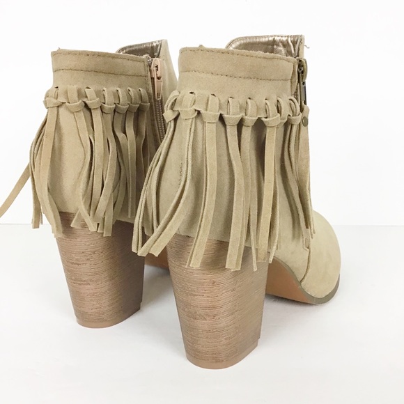 ADRIANA Juniper-55 fringe boho booties NWOB Women’s size 10 - Picture 3 of 7